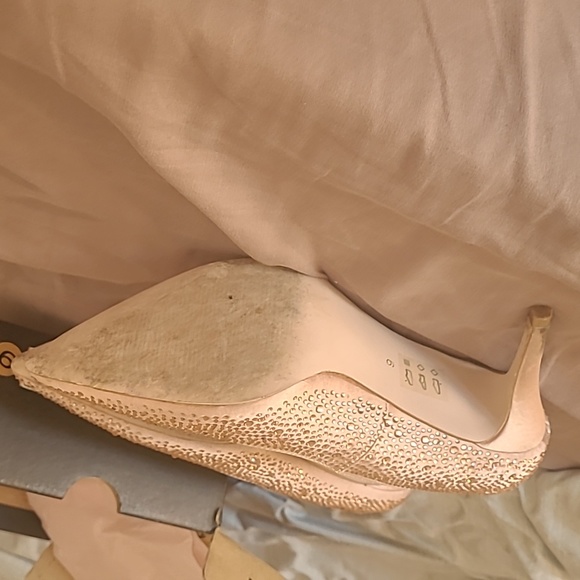 Shoes - Picture 3 of 8